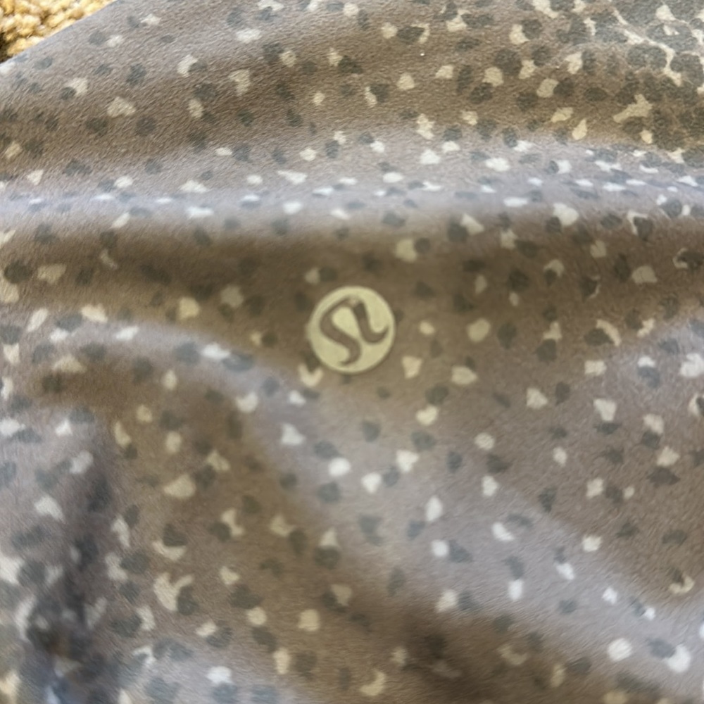 Patterned Align leggings 7/8 size 10 Lululemon